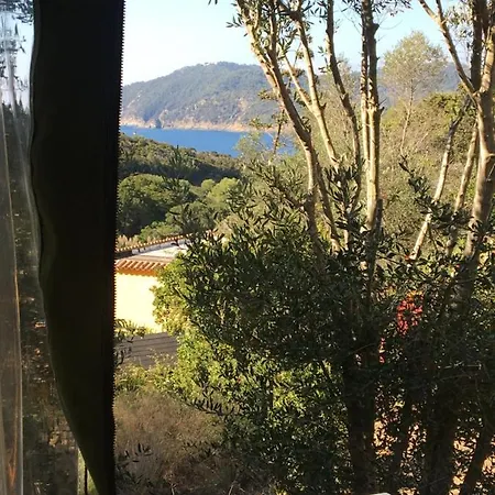 Safari Les Lauriers Sur Campismo de Luxo Île du Levant